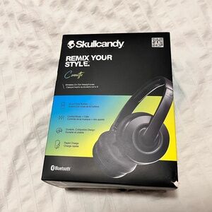 Brand new Skull candy Cassette bluetooth headphones